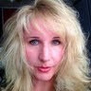 Meet your Posher, Candice